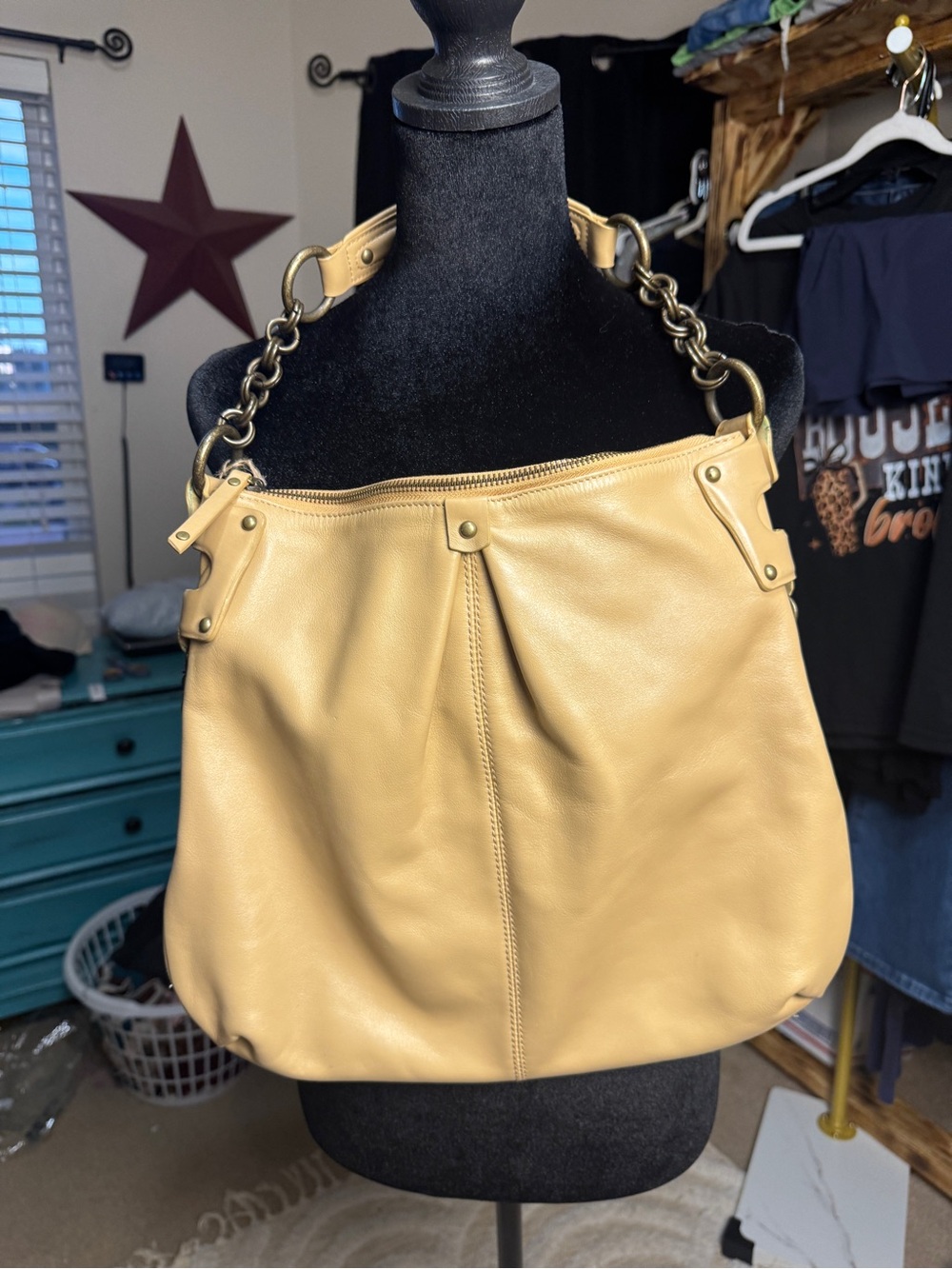 Donald J. Pliner Leather Shoulder Bag in Mustard